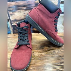 Dr Marten boots women’s 7